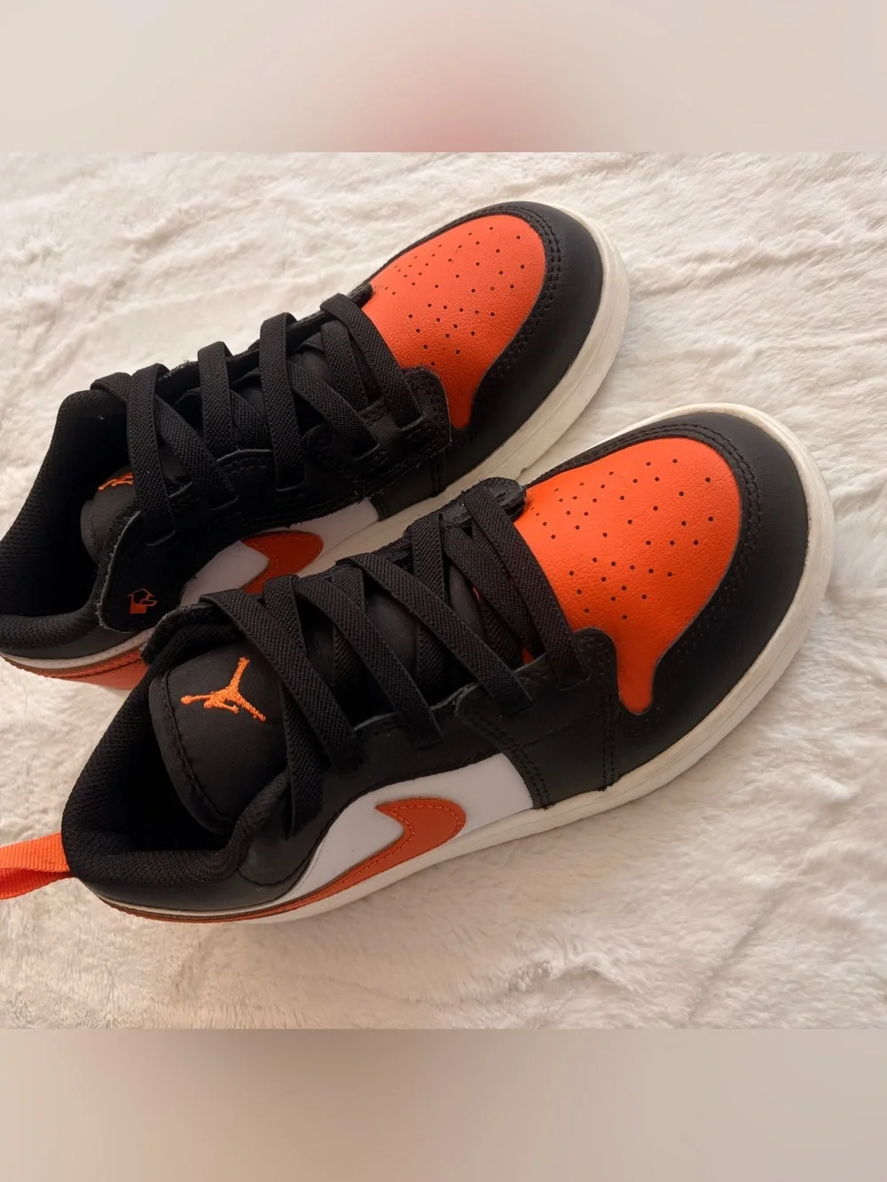 Air Jordan 1 Low ALT (PS)  Kids Size 3Y